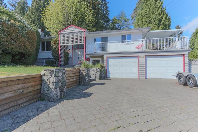 1352 16th Street E North Vancouver, BC V7J 1L4