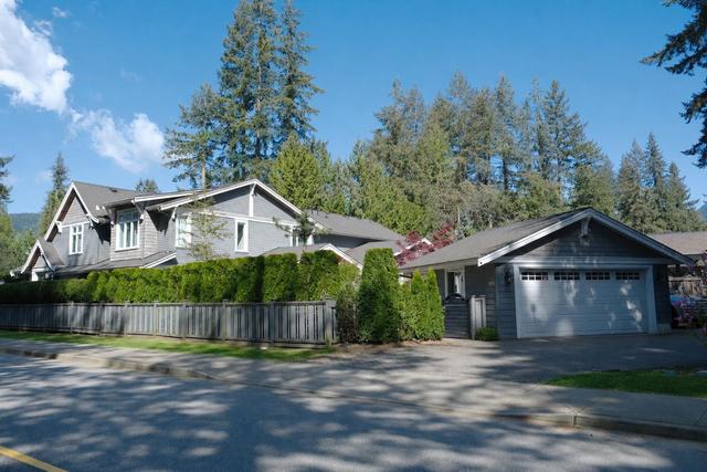 1198 Edgewood Road  North Vancouver, BC V7R 1Y9