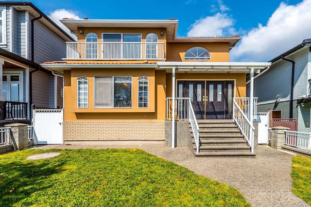 927 50th Avenue E Vancouver, BC V5X 1B6
