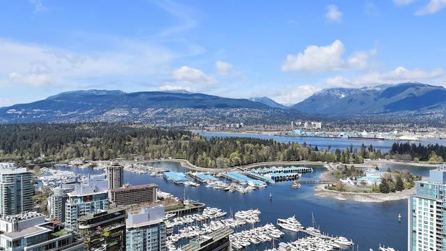2602-1238 Melville  Vancouver, BC V6E 4N2