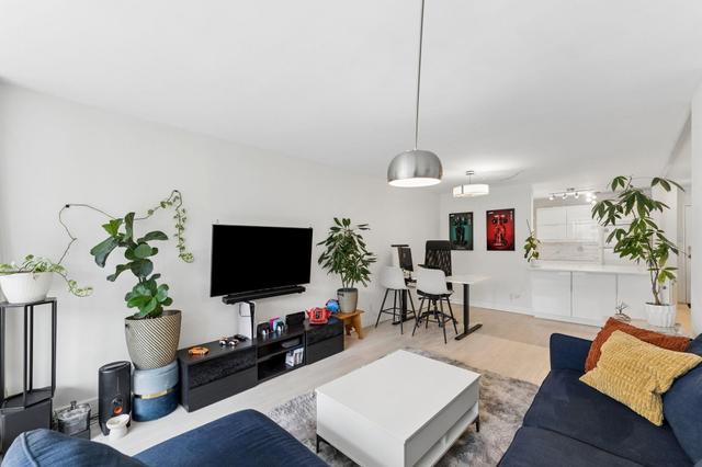 905-2024 Fullerton Avenue  North Vancouver, BC V7P 3G4