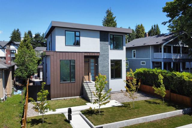 3587 Mayfair Avenue  Vancouver, BC V6N 2Z2