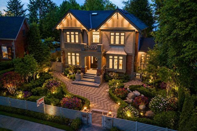 6038 Marguerite Street  Vancouver, BC V6M 3L1
