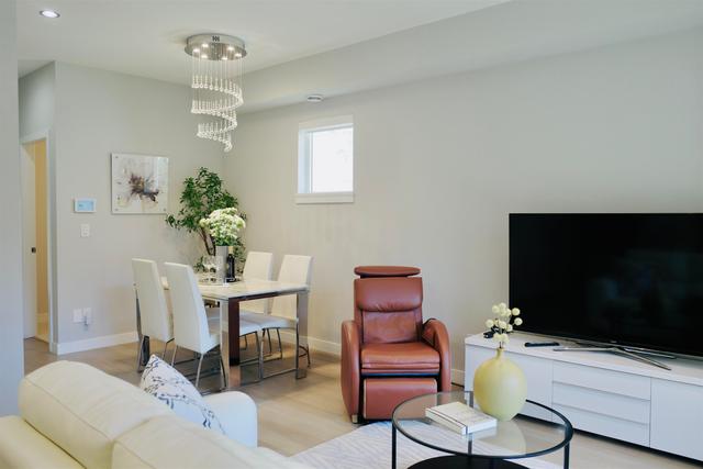 32-7180 Lechow Street  Richmond, BC V6Y 0K9