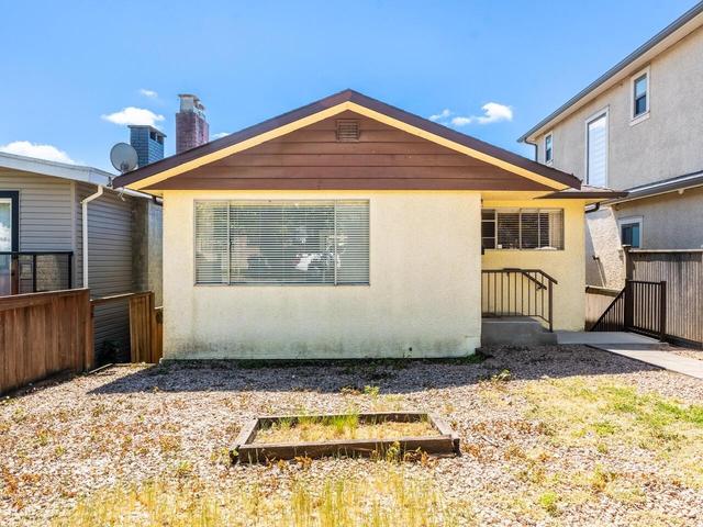 1066 63rd Avenue E Vancouver, BC V5X 2L1