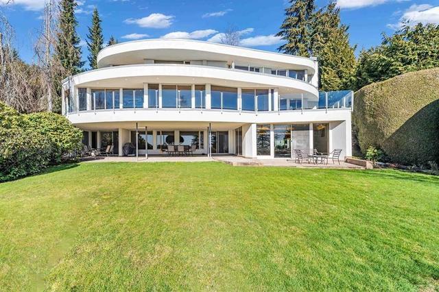 1407 Bramwell Road  West Vancouver, BC V7S 2N8