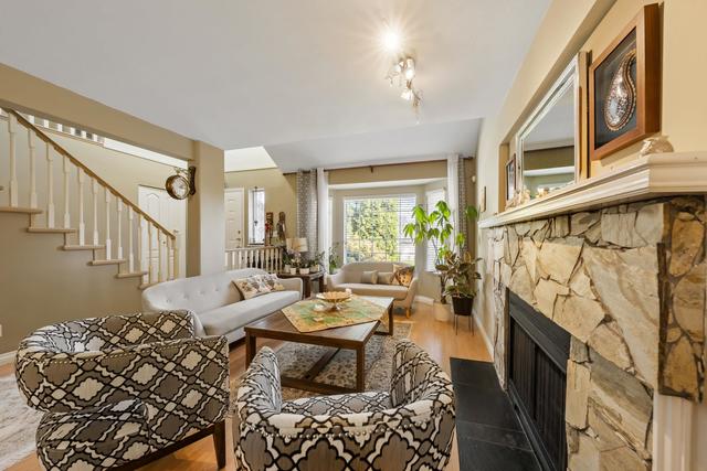 1410 Mountainview Court  Coquitlam, BC V3E 2R9