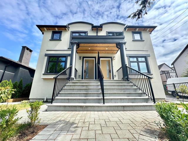 5216 Rupert Street  Vancouver, BC V5R 2J9