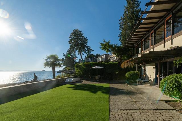 3248 Marine Drive  West Vancouver, BC V7V 1M7