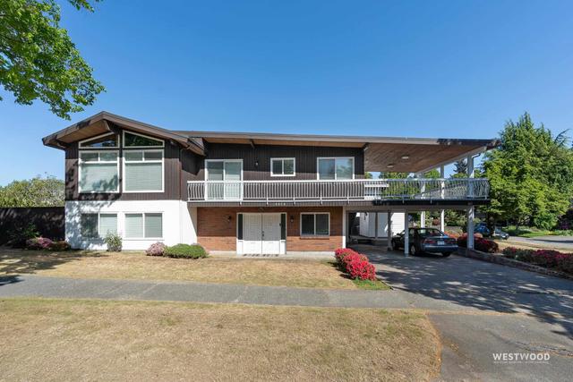 6858 Tyne Street  Vancouver, BC V5S 3M5