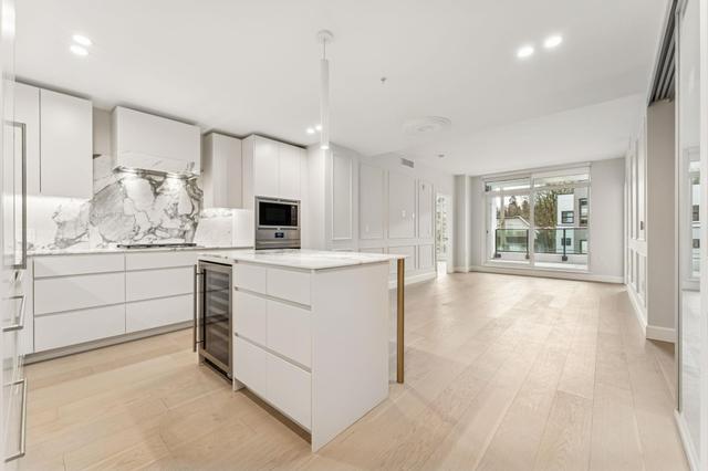 304-3668 10th Avenue W Vancouver, BC V6R 2G3