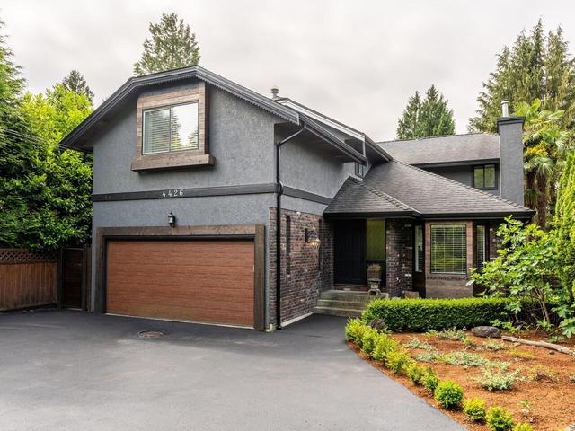 4426 Marine Drive  West Vancouver, BC V7W 2N9