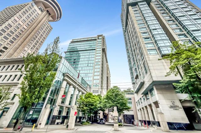 2010-438 Seymour Street  Vancouver, BC V6B 6H4