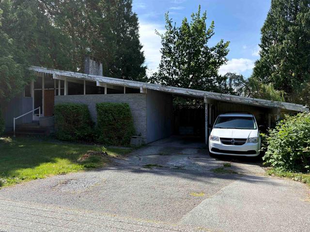 1520 Winslow Avenue  Coquitlam, BC V3J 2G7