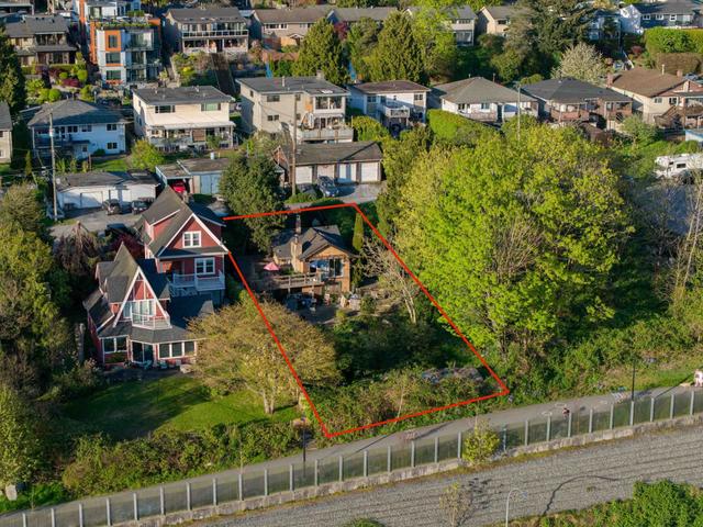 435 Alder Street  North Vancouver, BC V7L 1A9