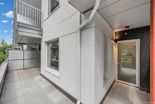 104-2250 1st Avenue E Vancouver, BC V5N 0K2