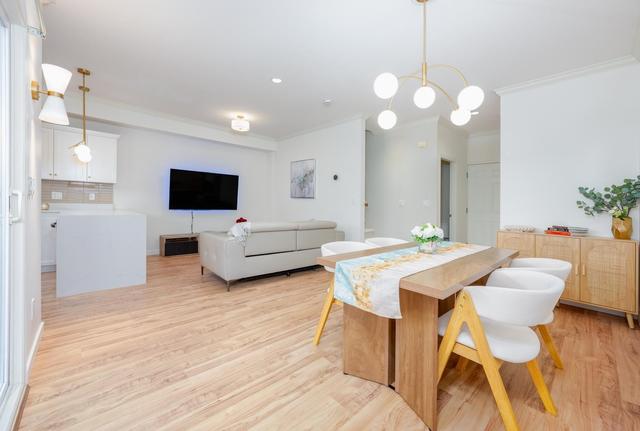 2-8271 Francis Road  Richmond, BC V6Y 1A5