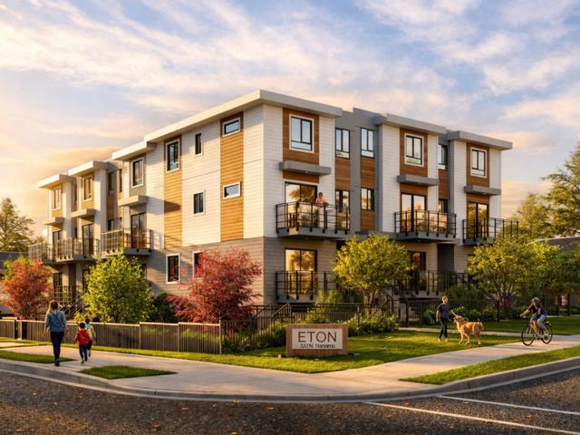 SL 11-320 Nanaimo Street N Vancouver, BC V5K 1J6