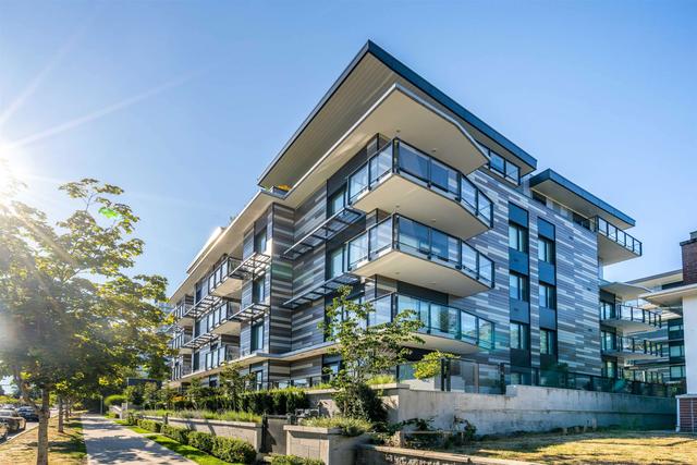 105-477 59th Avenue W Vancouver, BC V5X 1X4