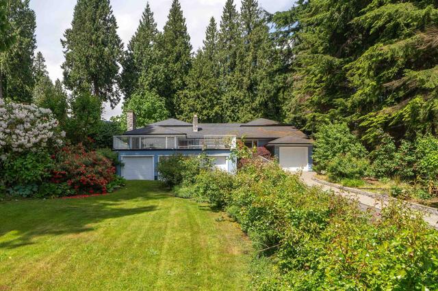 1393 Mathers Avenue  West Vancouver, BC V7T 2G5