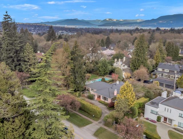 1549 33rd Avenue W Vancouver, BC V6M 1A8