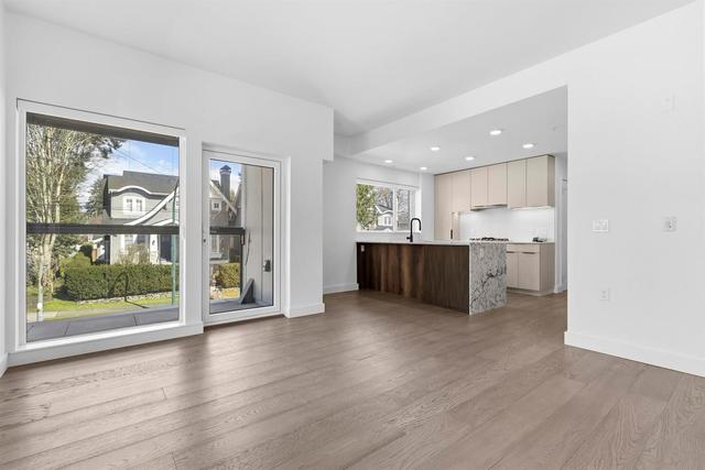 201-3590 39th Avenue W Vancouver, BC V6N 3A5