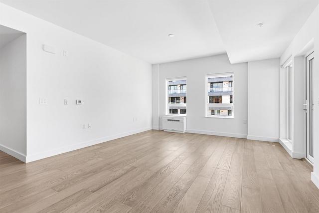 301-3590 39th Avenue W Vancouver, BC V6N 3A5