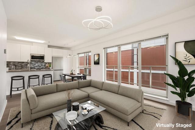 303-1033 St. Georges Avenue  North Vancouver, BC V7L 3H5