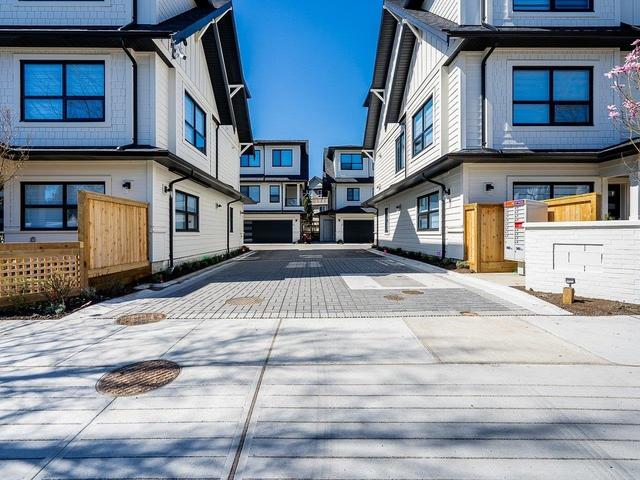 2-7117 Lindsay Road  Richmond, BC V7C 2P5
