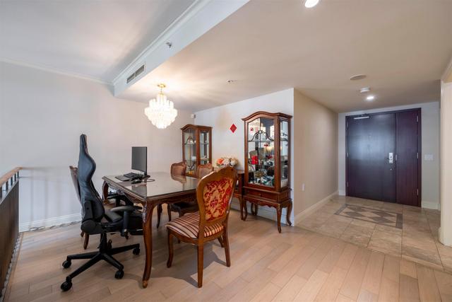 205-638 45th Avenue W Vancouver, BC V5Z 4R8