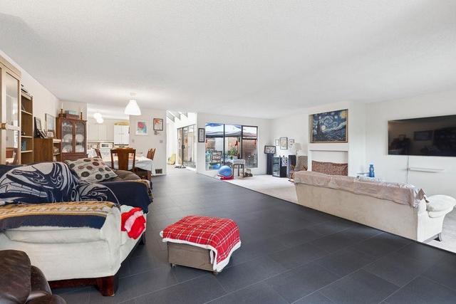 6626 Turnberry Crescent  Vancouver, BC V5X 4M8
