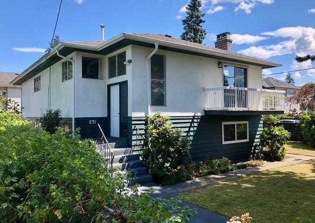 3062 Wellington Street  Port Coquitlam, BC V3B 3X2