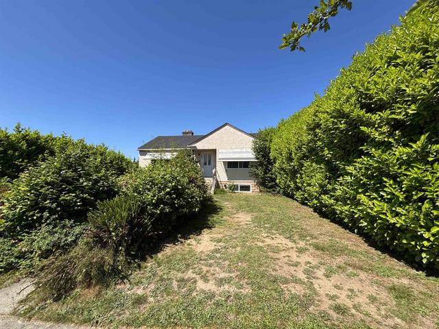 665 29th Avenue WVancouver, BC V5Z 2J1