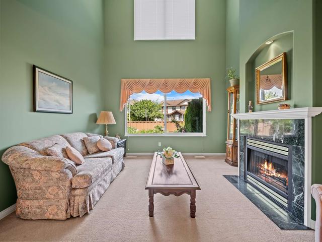 3-1370 Riverwood Gate  Port Coquitlam, BC V3B 7V7