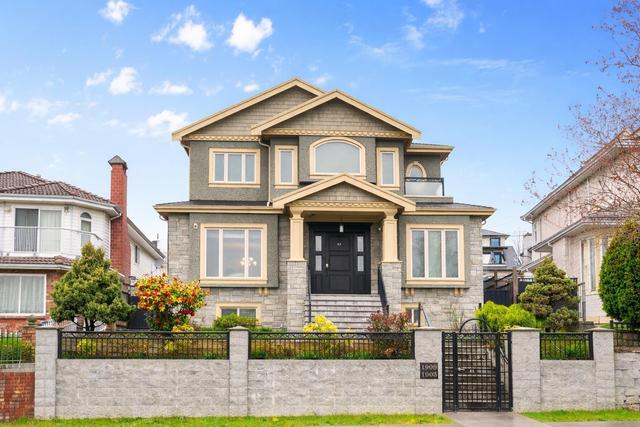 1909 64th Avenue E Vancouver, BC V5P 2M9