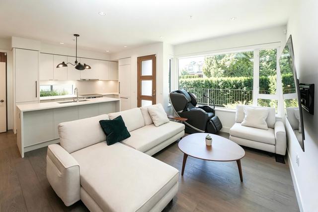 6840 Oak Street  Vancouver, BC V6P 0K7