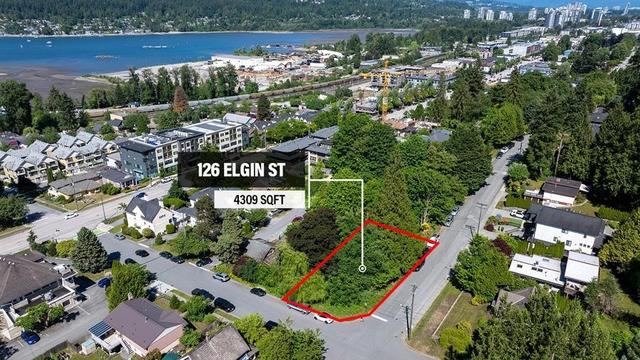 126 Elgin Street  Port Moody, BC V3H 2M8