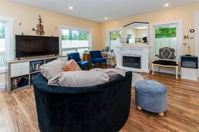 401 Raindance Crescent  West Vancouver, BC V7P 1C1