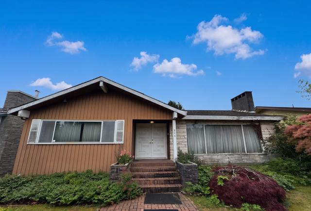 806 47th Avenue W Vancouver, BC V5Z 2R8