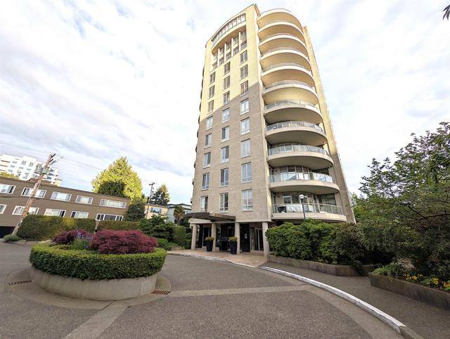 801-5850 Balsam Street  Vancouver, BC V6M 4B9