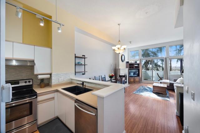 5-3586 Rainier Place  Vancouver, BC V5S 4T3