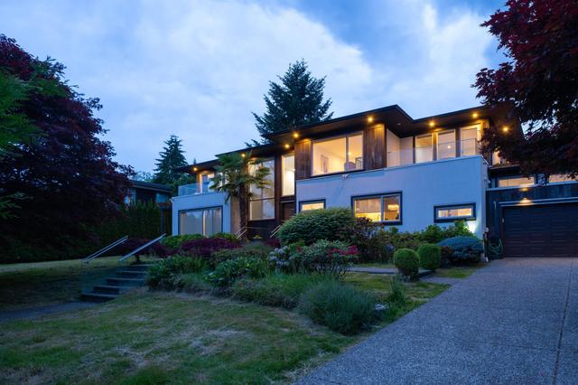 985 Eyremount Drive  West Vancouver, BC V7S 2B4