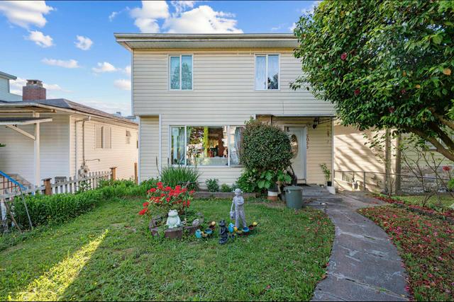 5033 Killarney Street  Vancouver, BC V5R 3V8