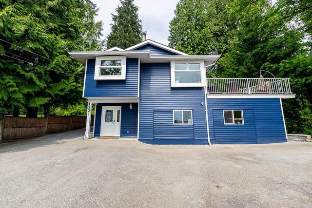 1221 Rochester Avenue  Coquitlam, BC V3K 2X3