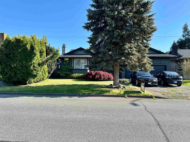 7560 Waterton Drive  Richmond, BC V7A 4G4
