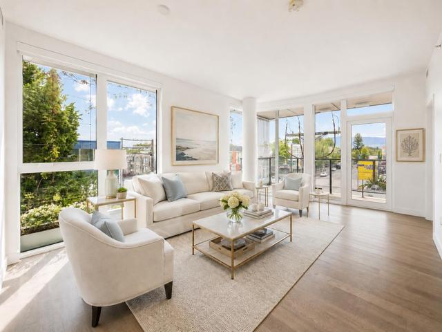 301-2888 Arbutus Street  Vancouver, BC V6J 0J1