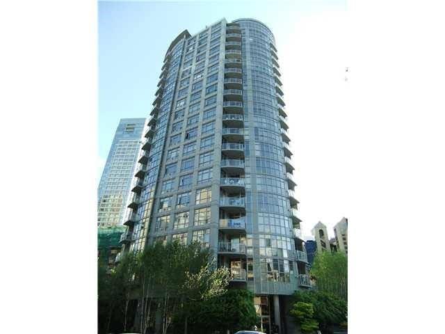 1606-1050 Smithe Street  Vancouver, BC V6E 4T4