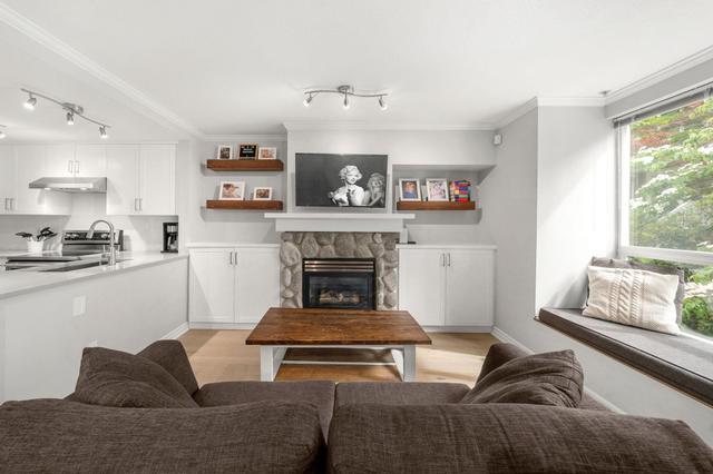 6-1073 Lynn Valley Road  North Vancouver, BC V7J 1Z6