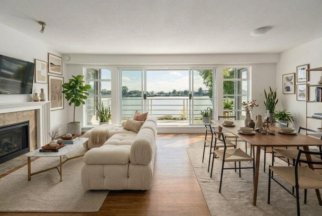 205-2080 Kent Avenue South  Vancouver, BC V5P 4X2