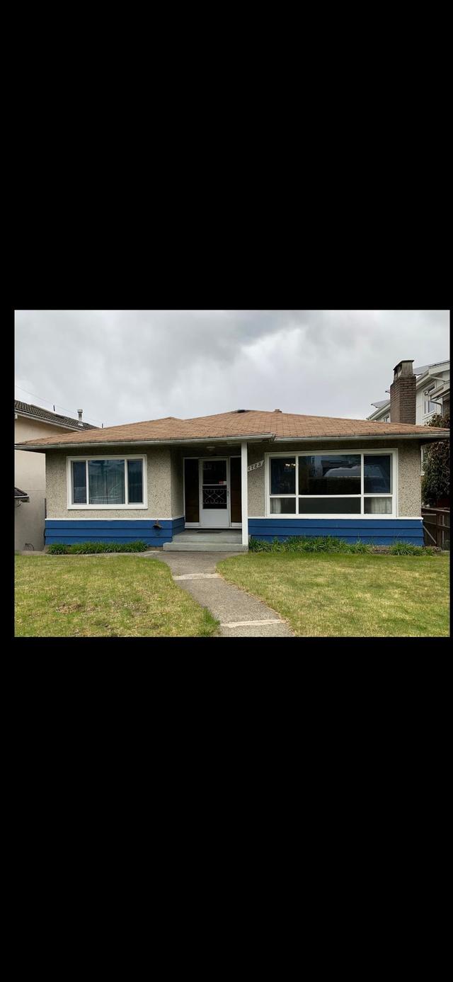 1723 33rd Avenue E Vancouver, BC V5N 3E3